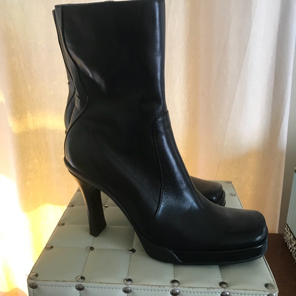 Nine West Black Leather Boots - Picture 2 of 5